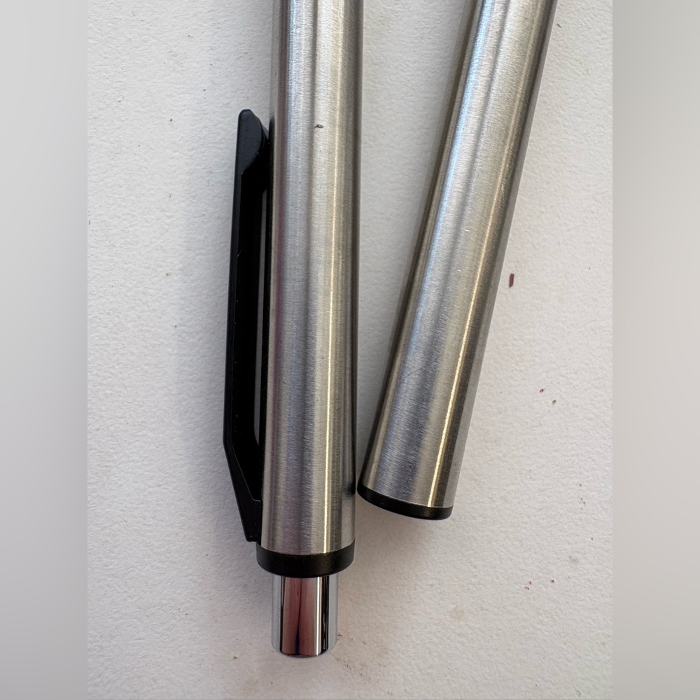 AvantPro pens and refills, gel and Silk Scribe - Picture 8 of 11